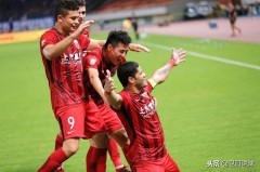 一场4：1验出海港青年才俊真实力 独造3球迎爆发 武磊接班人出现